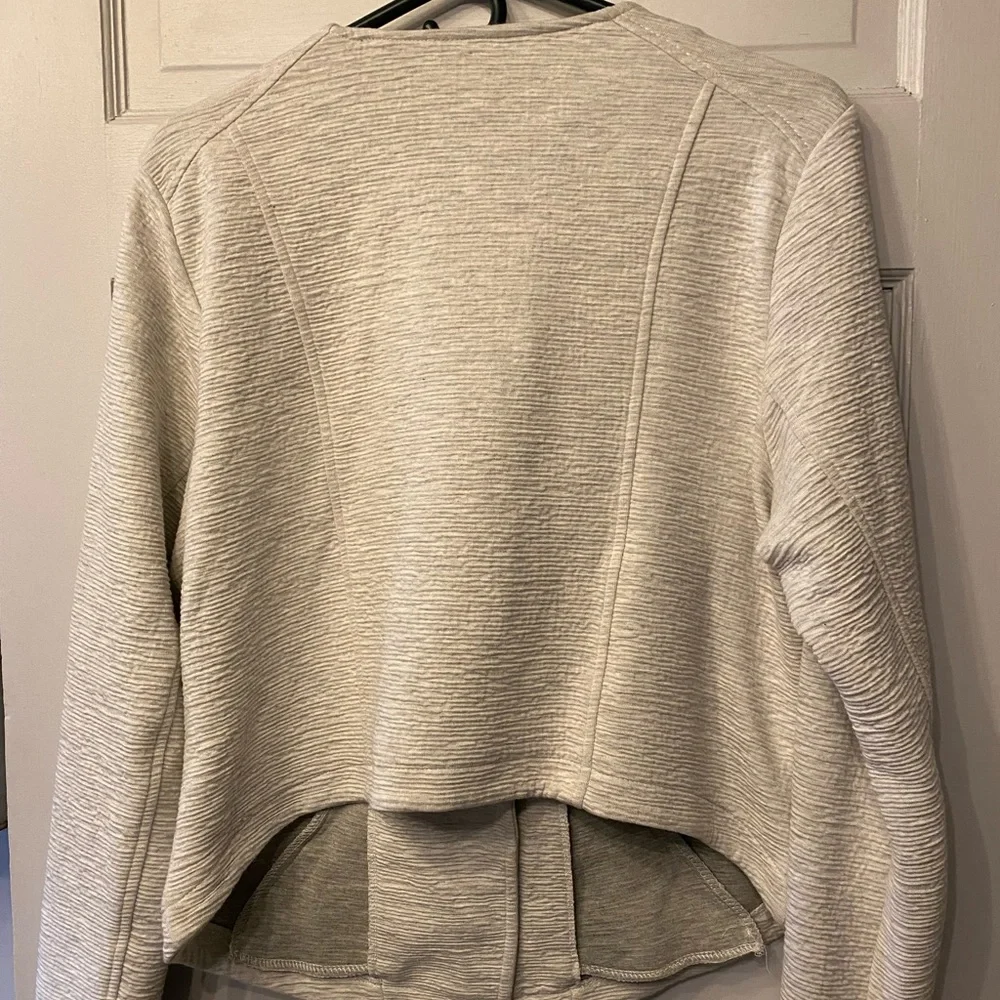 Torrid jacket - Picture 3 of 3